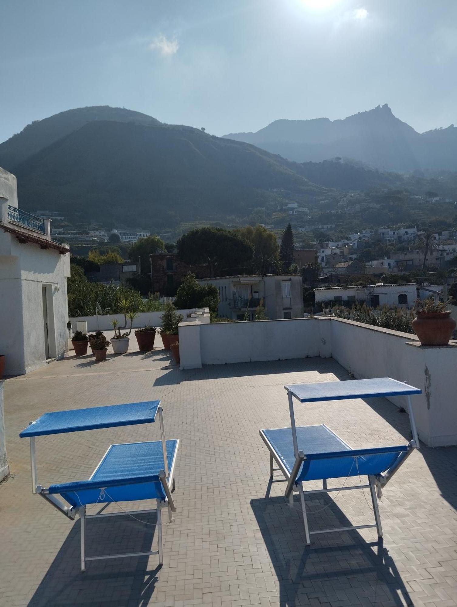 Villa Thomas Bb Conduzione Familiare Forio  Luaran gambar