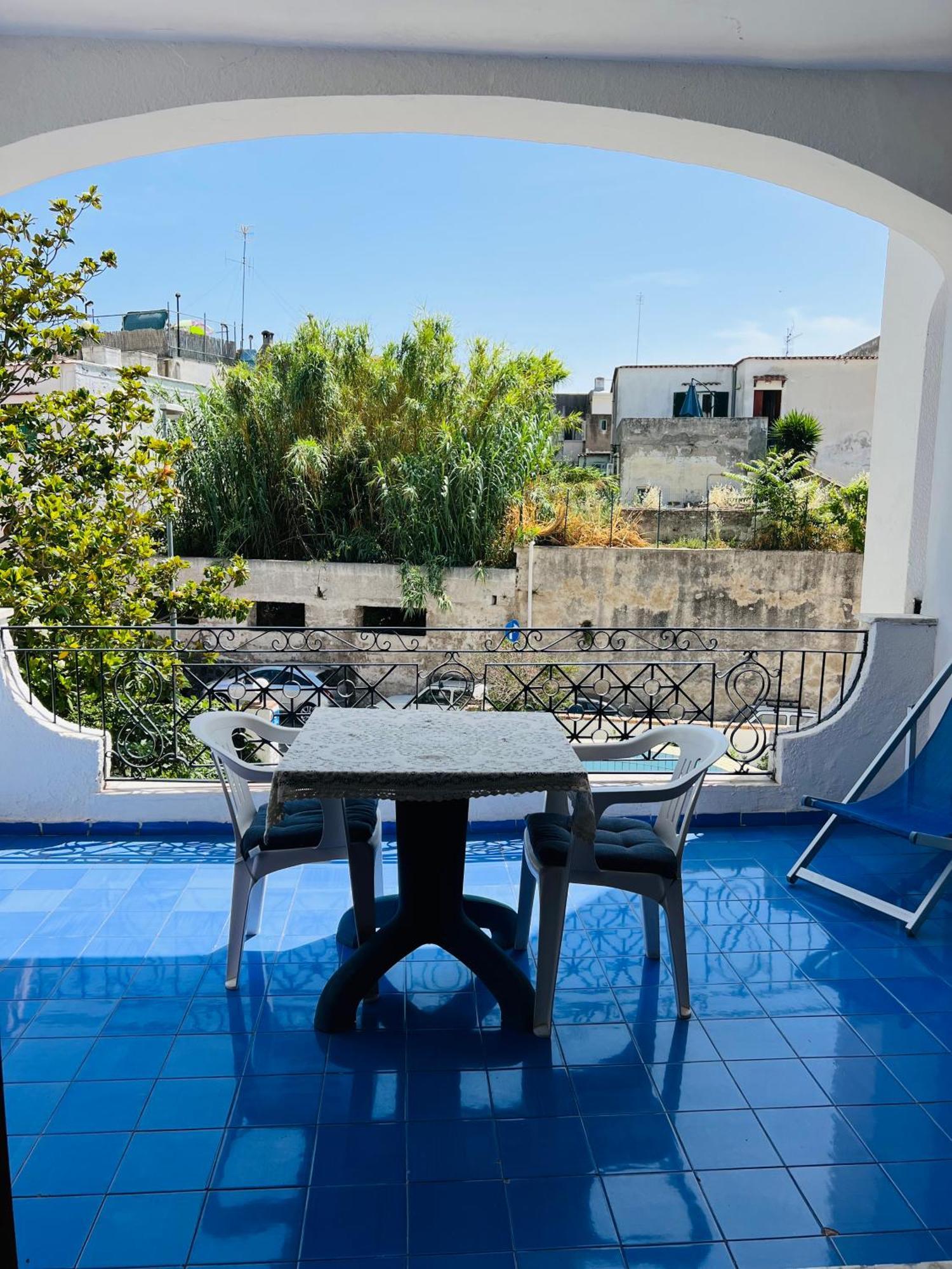 Villa Thomas Bb Conduzione Familiare Forio  Luaran gambar