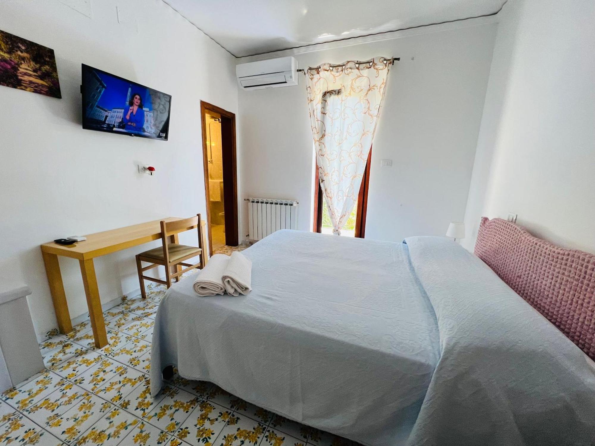 Villa Thomas Bb Conduzione Familiare Forio  Luaran gambar