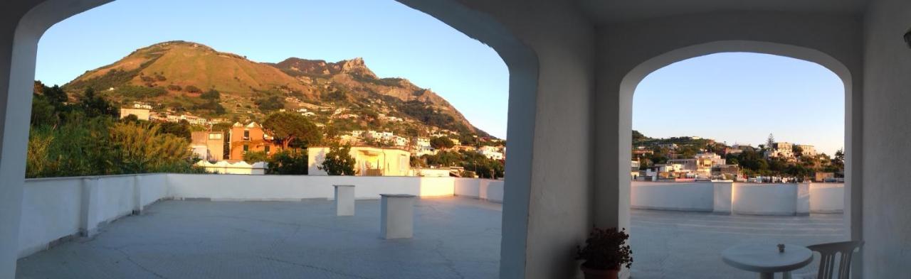 Villa Thomas Bb Conduzione Familiare Forio  Luaran gambar